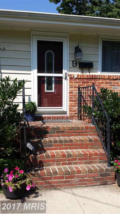 9 Howard Ave, Catonsville, MD 21228 - photo 3