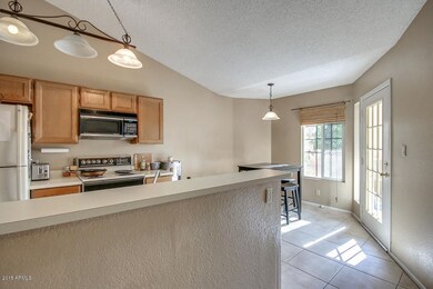 Eat-In Kitchen