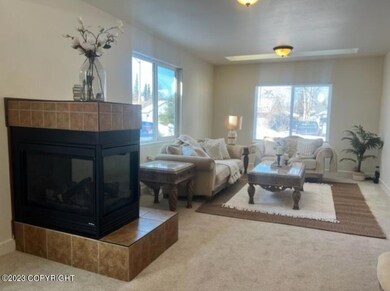 3307 Oregon Dr unit B, Anchorage, AK 99517 - photo 2