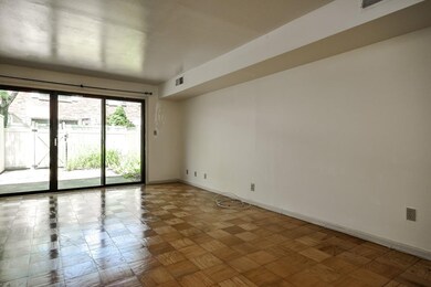 1306 Windsor Dr, Framingham, MA 01701 - photo 4