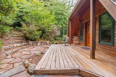 Front porch & Entrance