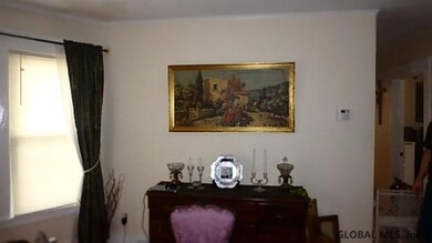 828 Dean St, Schenectady, NY 12309 - photo 7