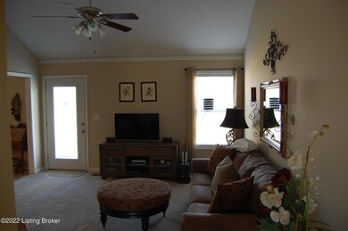 680 Helmwood Cir, Mount Washington, KY 40047 - photo 7