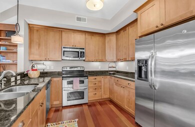 650 Main St N unit B05, Stillwater, MN 55082 - photo 7