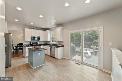 12019 Vantage Point Ct, Bristow, VA 20136 - photo 6