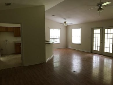 71 Duncan Dr, Crawfordville, FL 32327 - photo 2