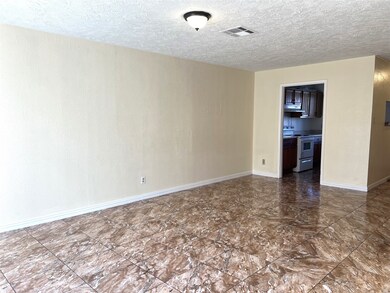 8405 Wilcrest Dr unit 3202, Houston, TX 77072 - photo 3