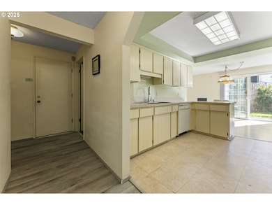 820 NE Cochran Ave, Gresham, OR 97030 - photo 7