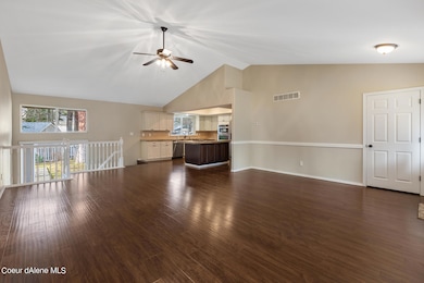 502 S Riverside Harbor Dr, Post Falls, ID 83854 - photo 5