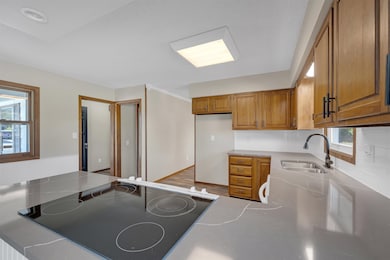 1107 S Meadowhaven Ln, Derby, KS 67037 - photo 2