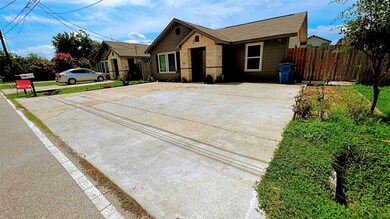 4518 Collins Rd, Houston, TX 77093 - photo 3