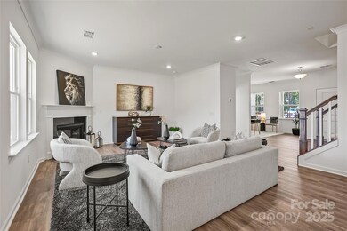 5924 Chumbley Point Rd unit 85, Charlotte, NC 28215 - photo 4