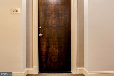 Abingdon Row Condominium unit 208, Alexandria, VA 22314 - photo 3