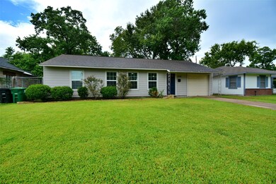 5126 Keystone St, Houston, TX 77021 - photo 2