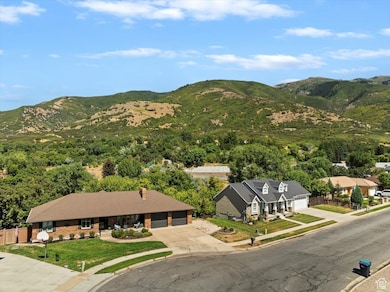 2777 E 2700 N, Layton, UT 84040 - photo 2