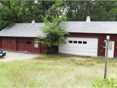 15 Hancock St, Plainville, MA 02762 - photo 3