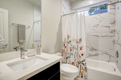 128 Knights Bridge Park Ln, Houston, TX 77018 - photo 6