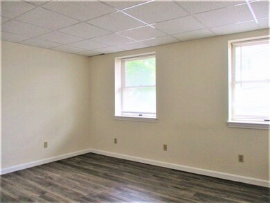 100 Trapelo Rd unit 5, Waltham, MA 02452 - photo 2