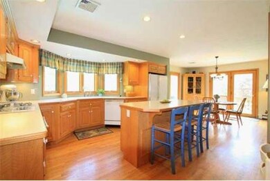 2 Cobbler Ln, Sharon, MA 02067 - photo 2