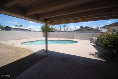218 W Jasmine St, Mesa, AZ 85201 - photo 2