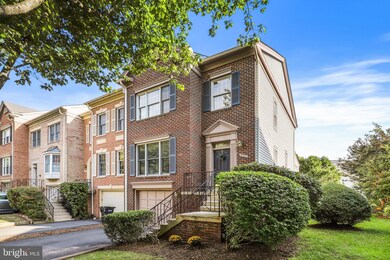 6313 Tisbury Dr, Burke, VA 22015 - photo 4