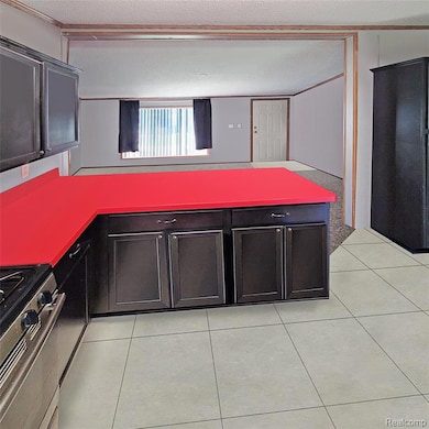 35420 Grant St, Romulus, MI 48174 - photo 3