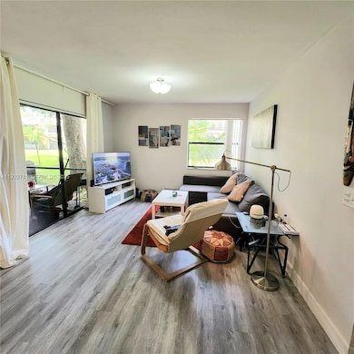 20240 NE 3rd Ct unit 7, Miami, FL 33179 - photo 4