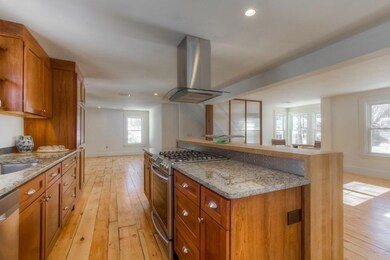 63 Whipple Rd unit 2, Kittery, ME 03904 - photo 3
