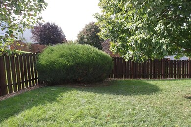 724 Brookwood St, Lansing, KS 66043 - photo 4