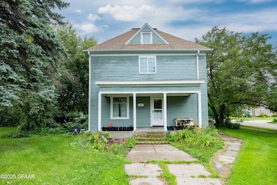 204 7th St, Hatton, ND 58240 - photo 3