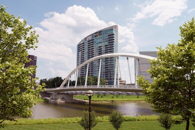 1 Miranova Place