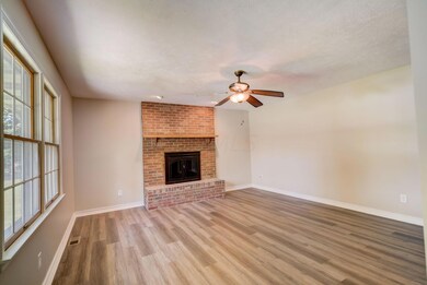 13-web-or-mls-Fabius Way-013