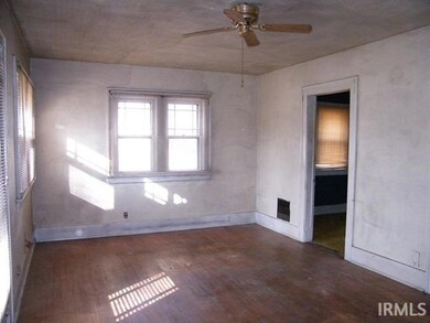 2115 Station Ct, Elkhart, IN 46517 - photo 3