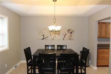 5429 Westgate St, Shawnee, KS 66216 - photo 5