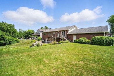 22 Woodland Rd, Springfield, MA 01129 - photo 4