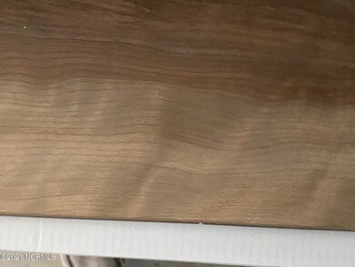 Complimentry Colors to Cabinets