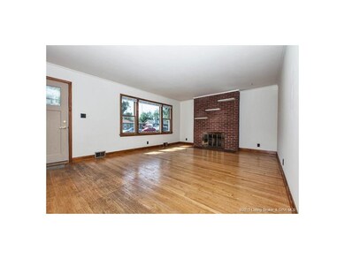 2594 E Robin Rd, New Albany, IN 47150 - photo 2