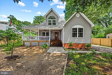 124 Cedar Ave, Colonial Beach, VA 22443 - photo 2