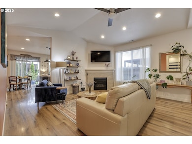 1720 N Chinook Ln, Lafayette, OR 97127 - photo 3