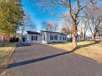 16 Endicott Dr, Westborough, MA 01581 - photo 2