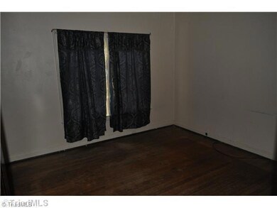 1st Bedroom.