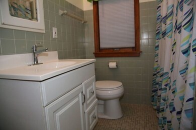 18410 Perth Ave, Homewood, IL 60430 - photo 4