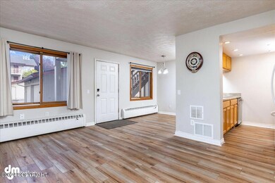 05-Living Room 20240829-DW-9763