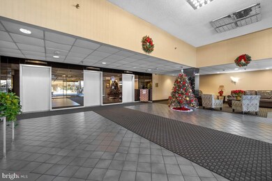 Racquet Club Condominium unit 817, Hyattsville, MD 20783 - photo 3