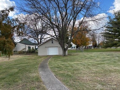 195 N Tecumseh Rd, Springfield, OH 45504 - photo 4