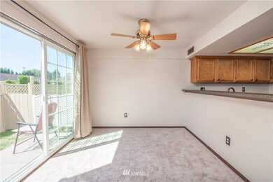 2436 I St NE unit F, Auburn, WA 98002 - photo 5