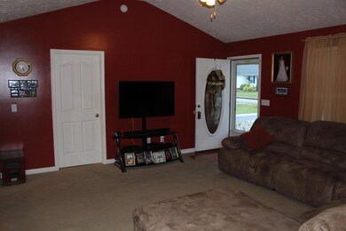 42 Cimarron Cir, Manchester, TN 37355 - photo 3