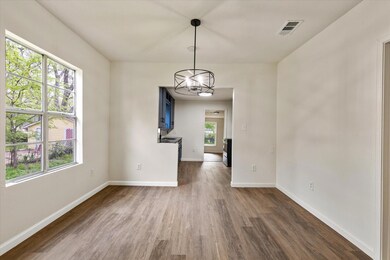 308 N Walnut St, Cleburne, TX 76033 - photo 4