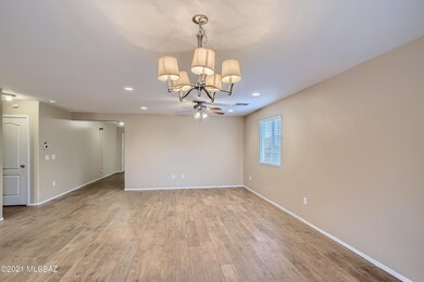 10-611809042-07 Living Room 1