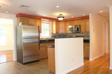 20 Marlboro St, Lawrence, MA 01843 - photo 5